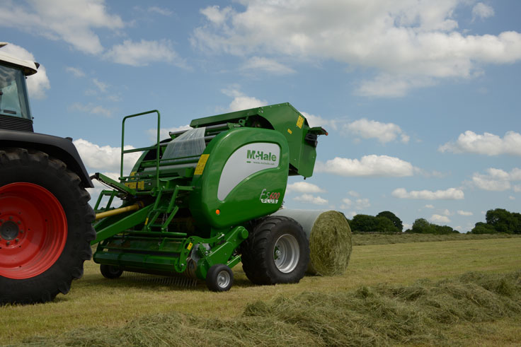 McHale F5600 Plus Releasing Bale