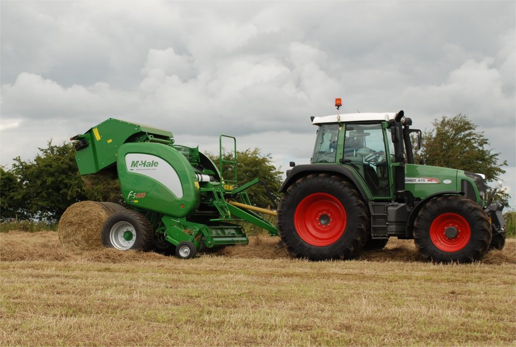 McHale F5600 Working Shot 3