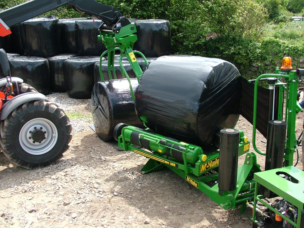 McHale 991 Linkage Round Bale Wrapper 03