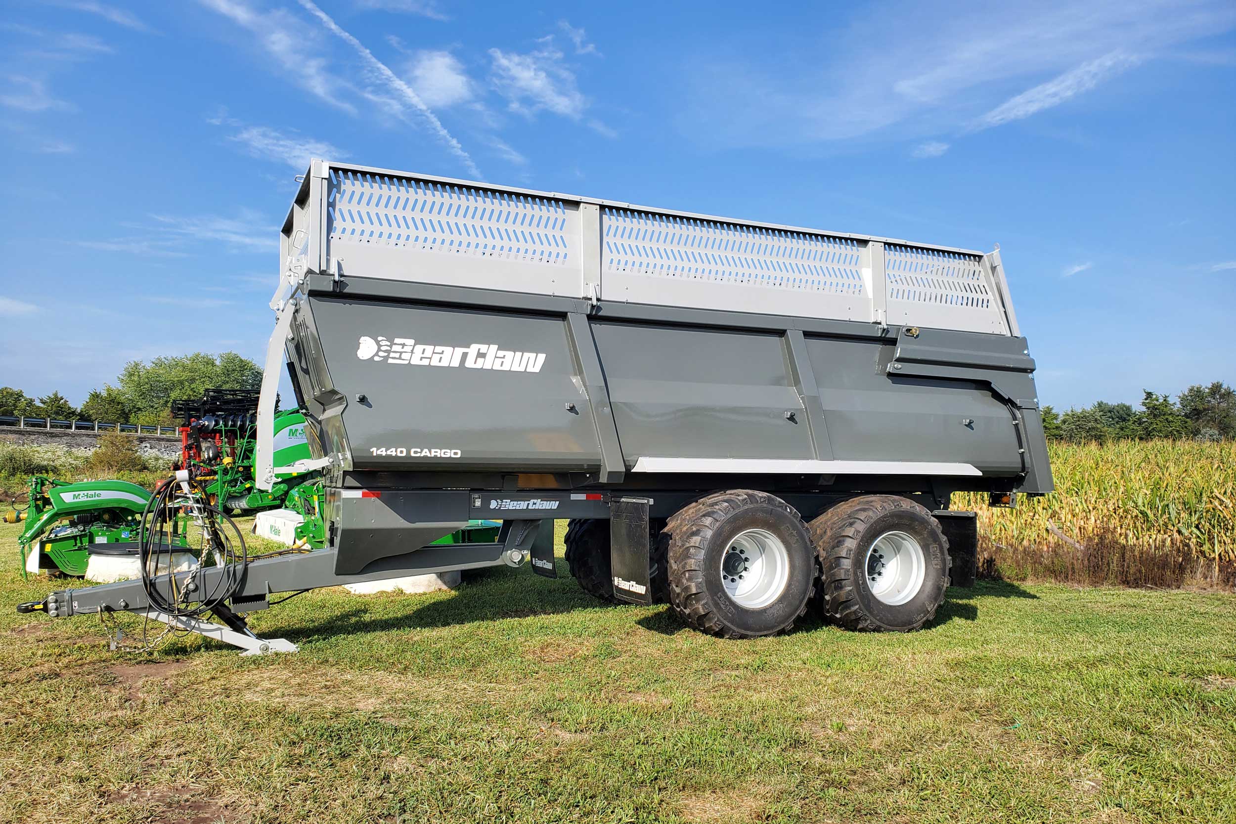 bearclaw silage trailer