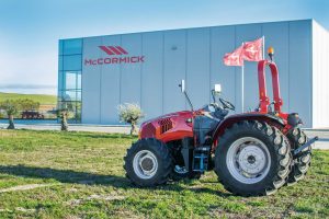 MC_RS58_X4_Plat_Field_web