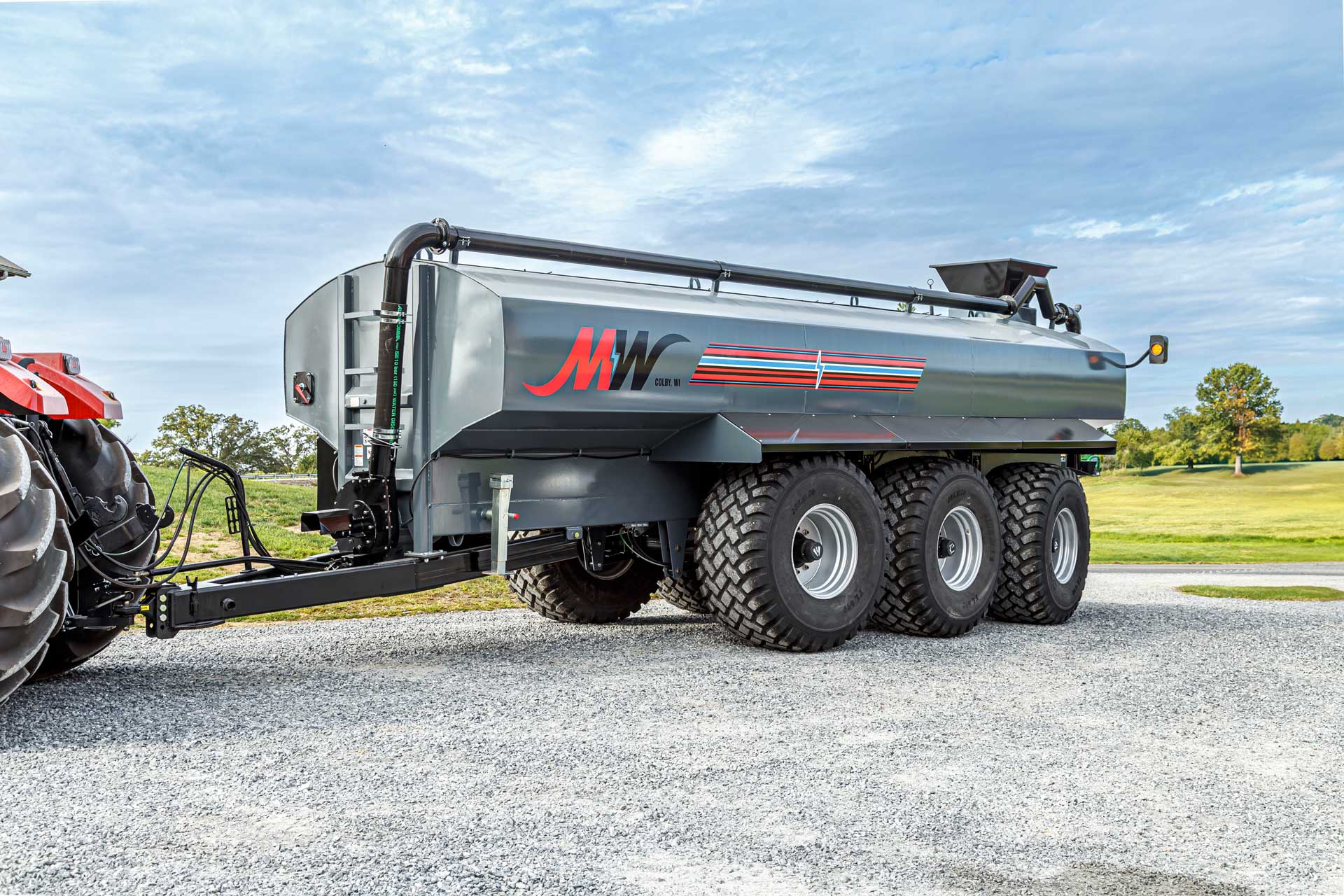 mw-manure-tank-shop-driveway